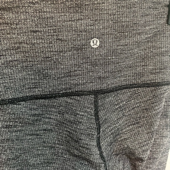 Lululemon  Leggings - Picture 2 of 4